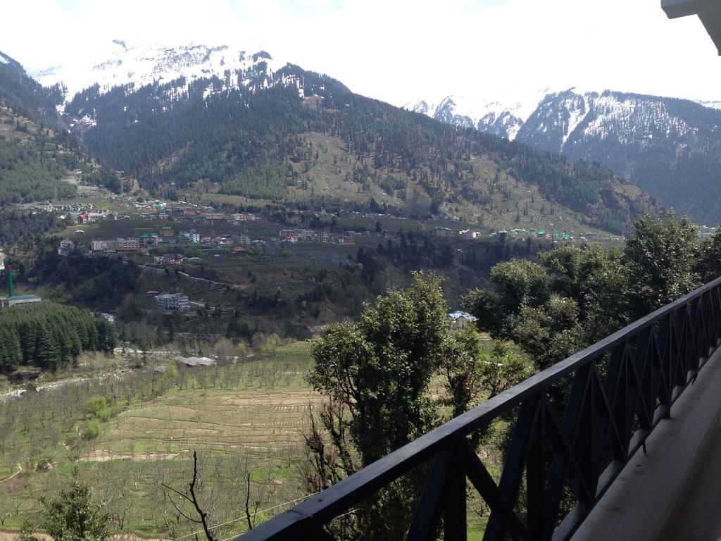 Hotel Ridge View Manāli Esterno foto