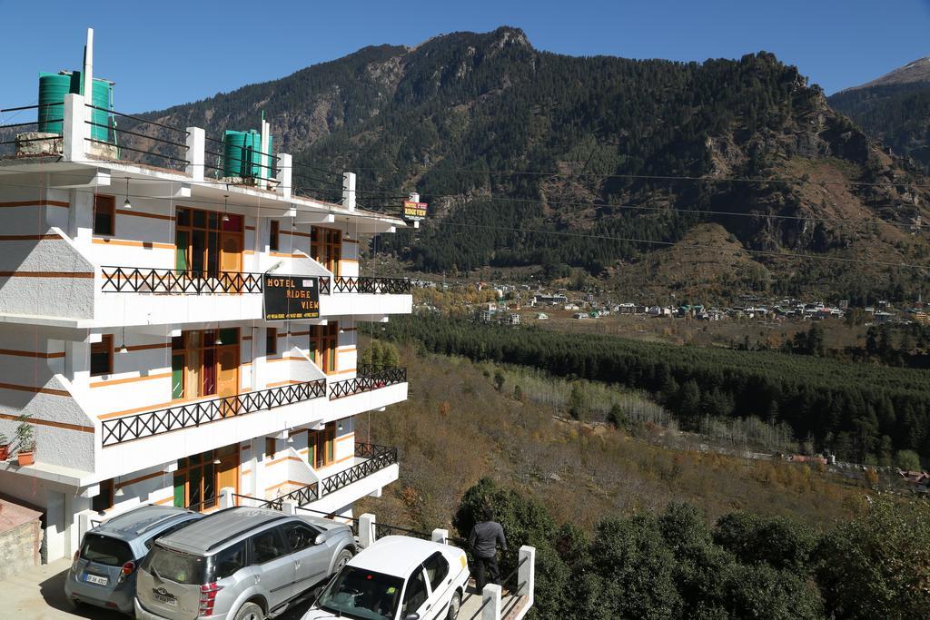 Hotel Ridge View Manāli Esterno foto