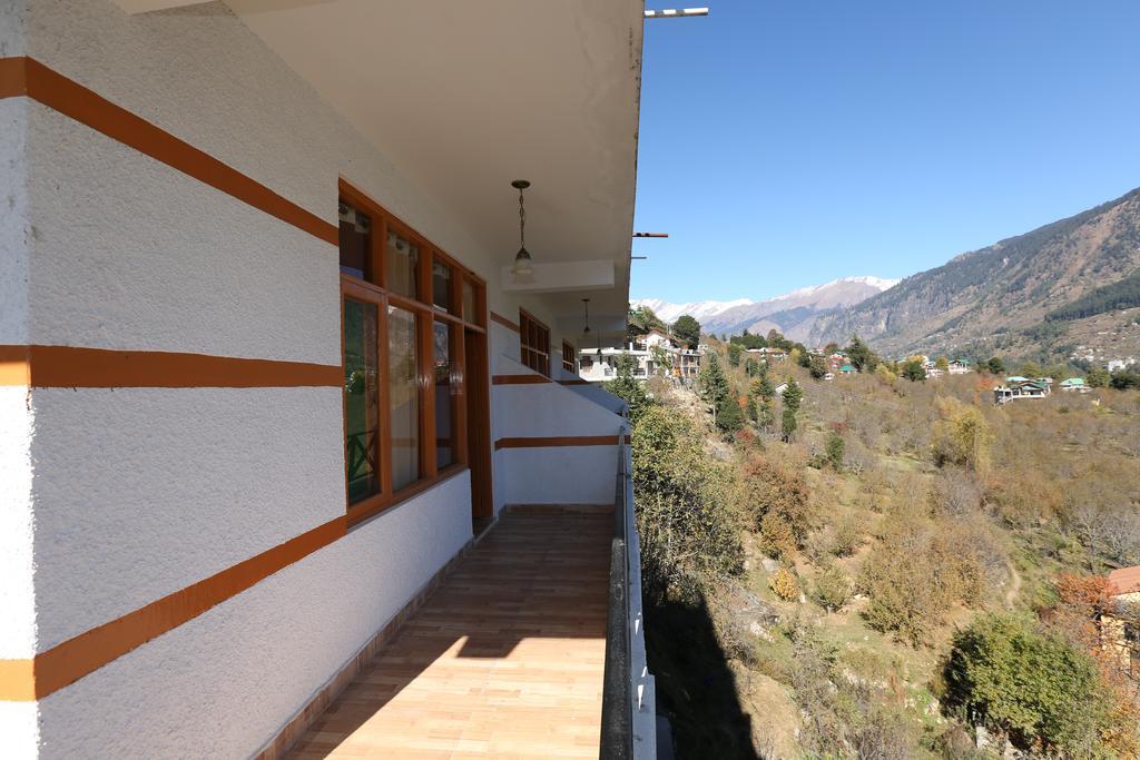 Hotel Ridge View Manāli Esterno foto