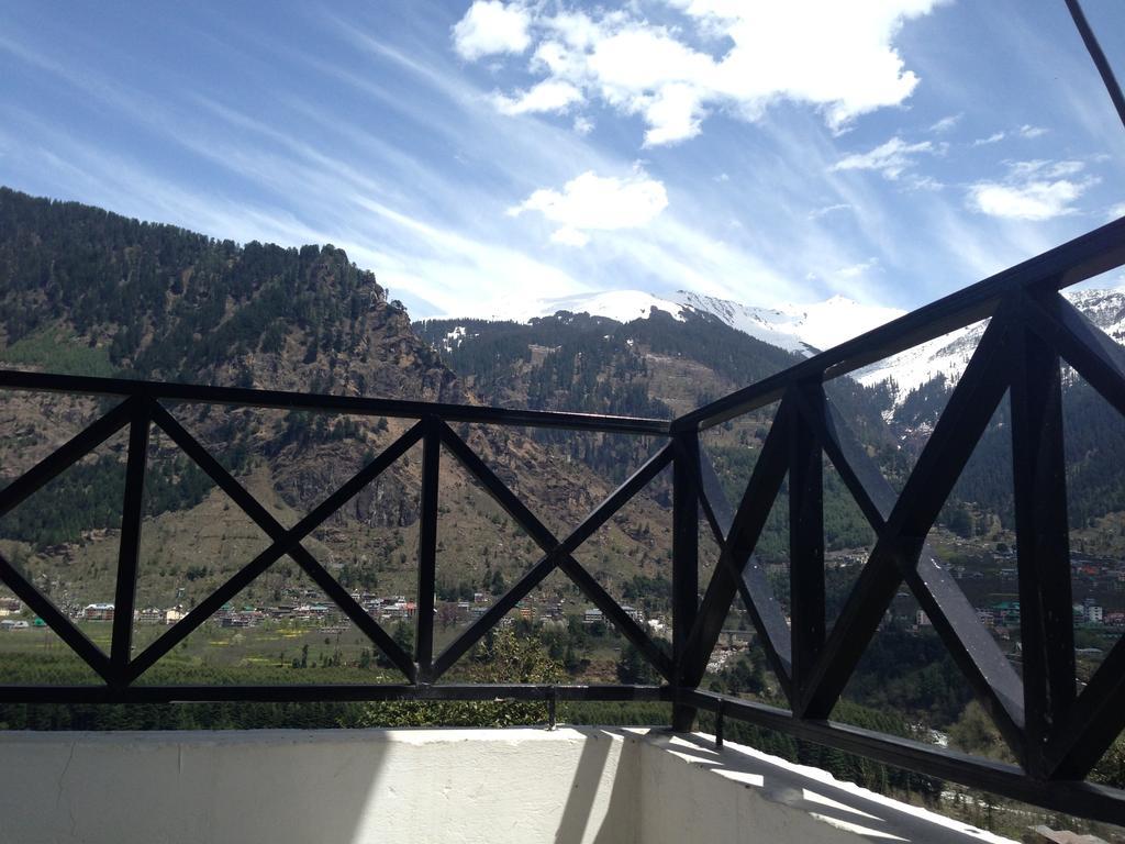 Hotel Ridge View Manāli Esterno foto